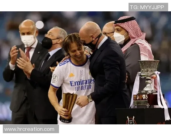 曼城迎战萨格勒斯球队实力对决引发球迷热议